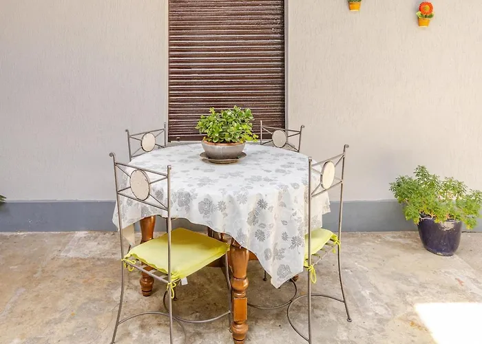 Il Giardino Del Convento Nyaraló Domaso