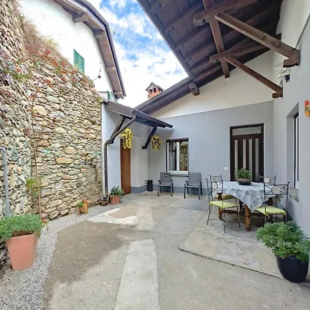 Holiday home Il Giardino Del Convento Domaso