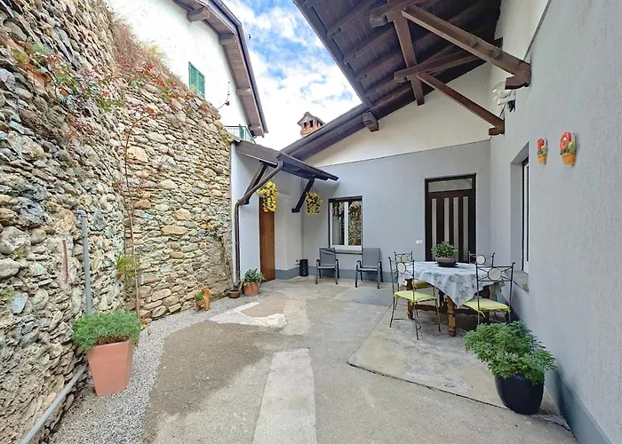 Feriehus Il Giardino Del Convento Domaso